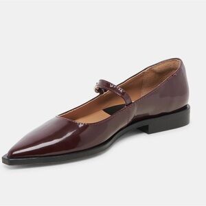 Dolce Vita Largo Flats Cranberry Patent Leather Size 8 (fit like 7.5)